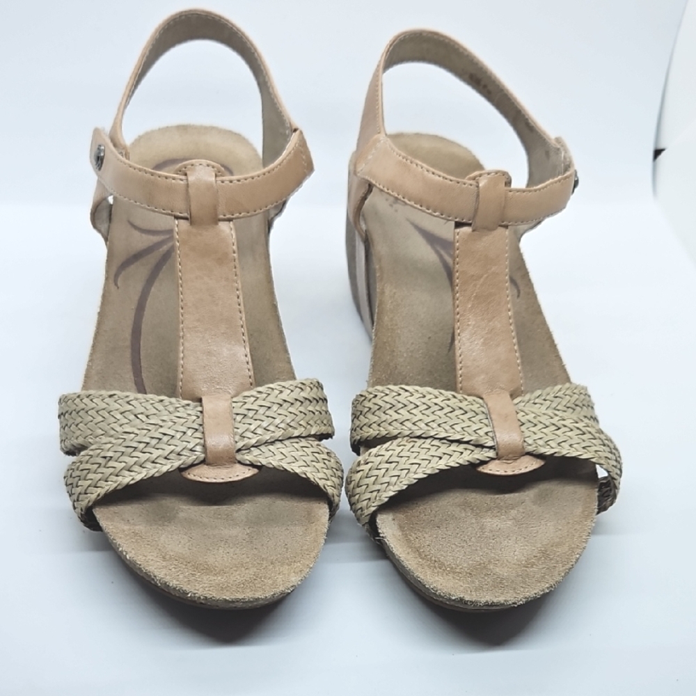 Abeo Urmy Sandals Sz8N